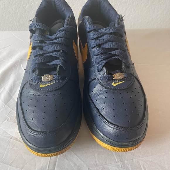 Sold - Picture 4 of 6